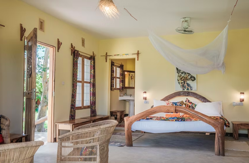 Maasai Giraffe Eco Lodge