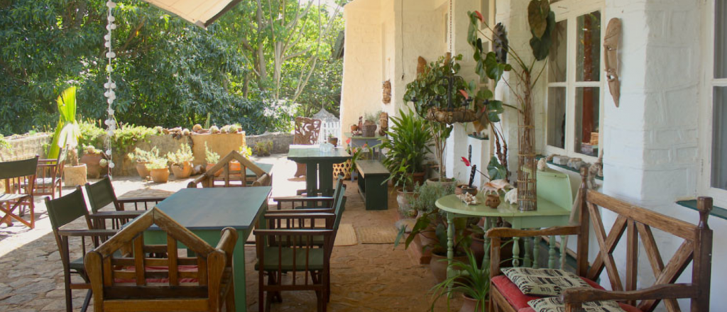 irente-farm-lodge-1024x440.png